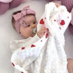 Dekica Minky - Bijela sa Crvenim srcima