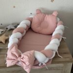 Gnijezdo Pletenica s jastukom  - Puder Roze i Bijela