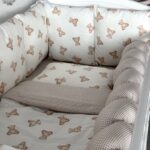 Set Bumper Mede i Bež Vichy – Ogradica sa tri strane, pletenica, plahta, jastuk, jorgan