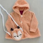 Teddy krznena jakna sa torbom Puder roze