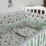 Set Flat Mint Žirafica – Ogradica sa tri strane, pletenica, plahta, jastuk, jorgan