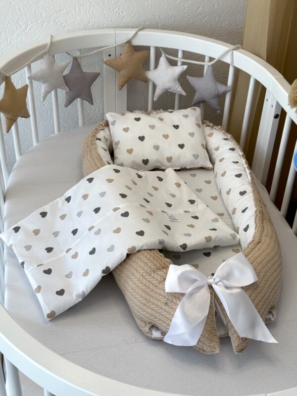 Gnijezdo Pletenina s jastukom i jorganom - Bež i Bež srca