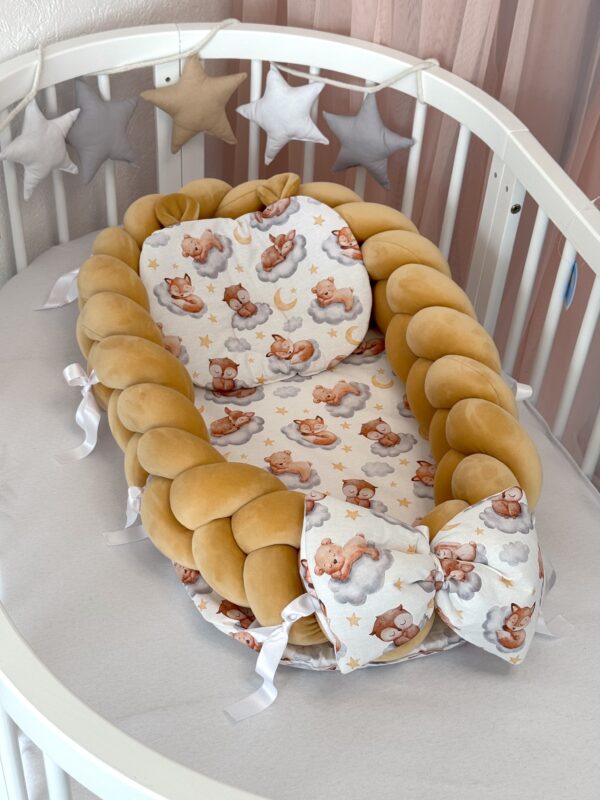 Gnijezdo Velvet pletenica - Smeđa i Lisice