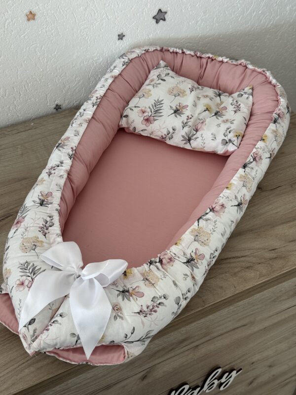 Gnijezdo s jastukom - Puder roze i Ruže