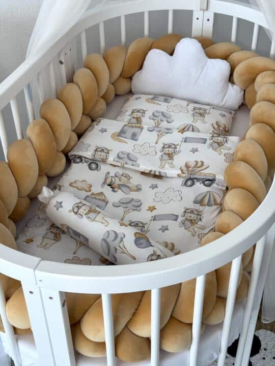 Set Velvet Braid Smeđa i Bež Pilot - Pletenica sa 4 strane, plahta, jastuk, jorgan i dva ukrasna jastuka.