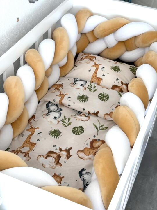 Set PREMIUM Velvet Bež/Bijela i Bež Safari - Pletenica sa 4 strane, plahta, jastuk i jorgan