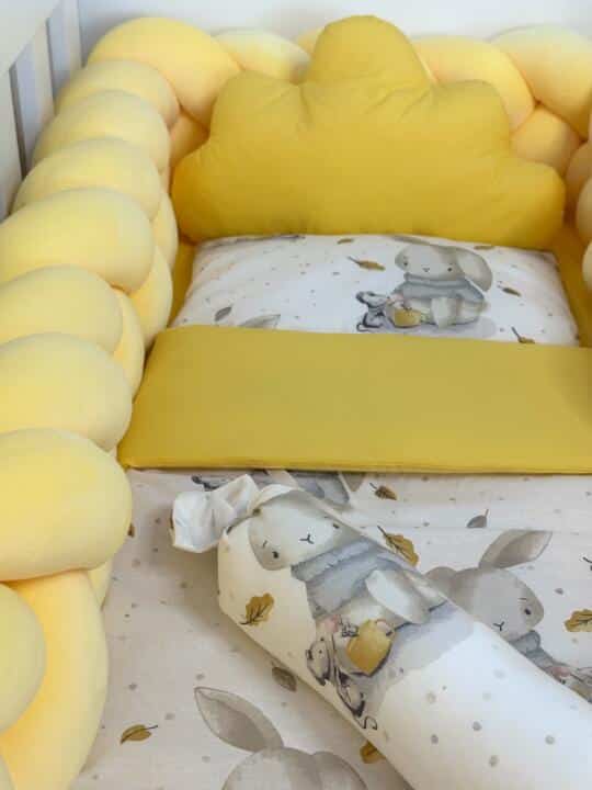 Set Velvet Braid Zeko u Džemperu Žuti i Žuta - Pletenica sa 4 strane, plahta, jastuk, jorgan i dva ukrasna jastuka