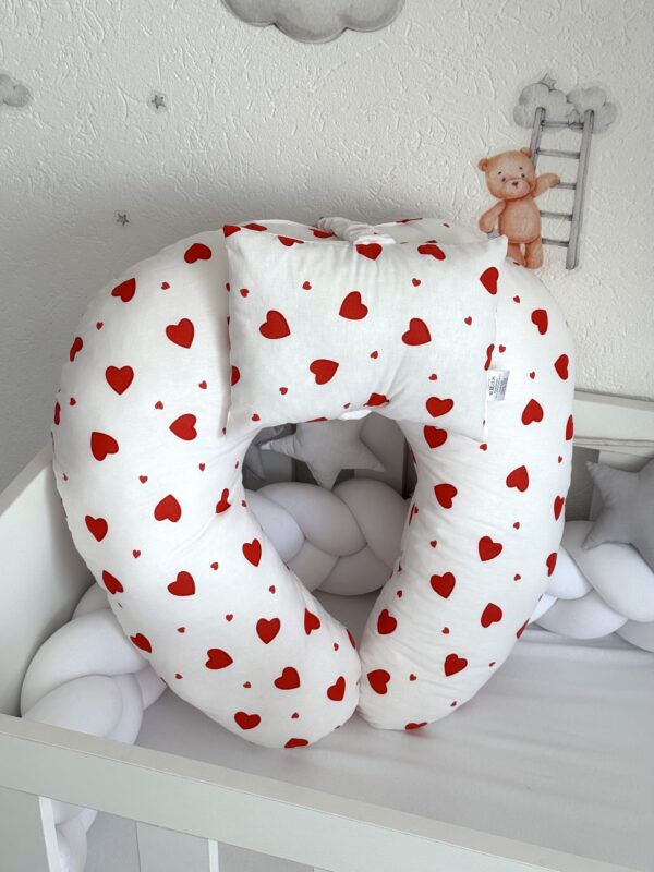 Višenamjenski jastuk za dojenje/hranjenje bebe – Crvena Srca