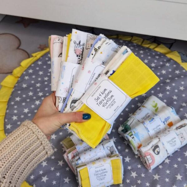 Set 4 komada pelena 40x40cm