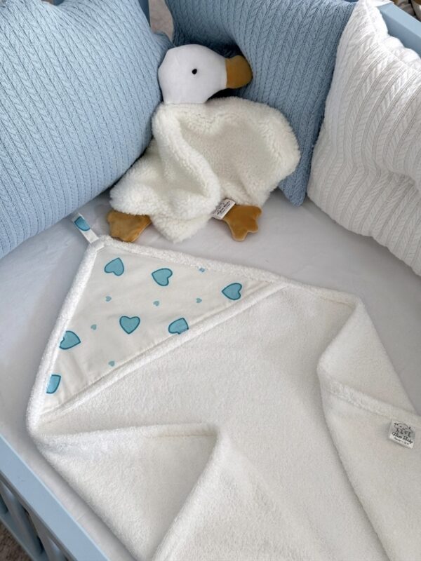 Peškir frotirni - Bijela sa Plavim srcima