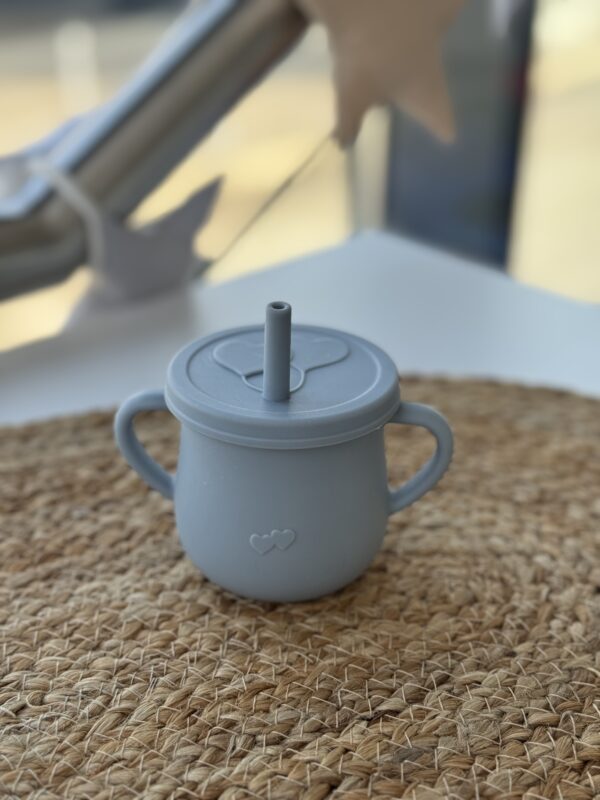 Silikonska čaša sa slamkom - Roze