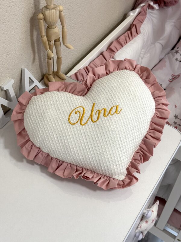 Ukrasni jastuk - Waffle Srce s volanima