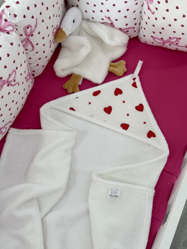 Peškir frotirni - Bijela sa Crvenim srcima