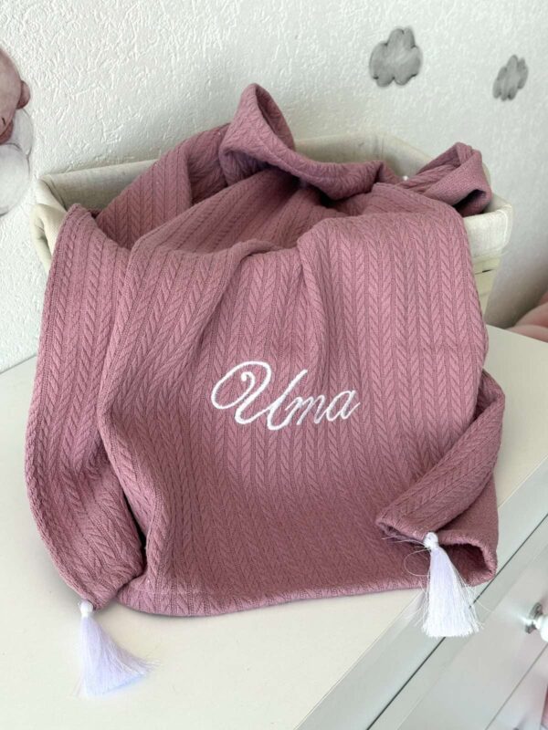Pletena pamučna dekica AirCotton sa kićankama - Puder Roze
